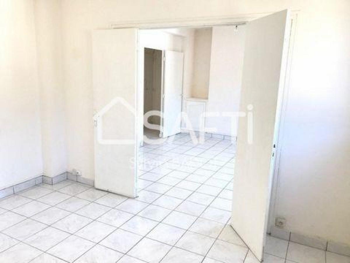 Apartamento T2 em Toulon, France N.º 13069