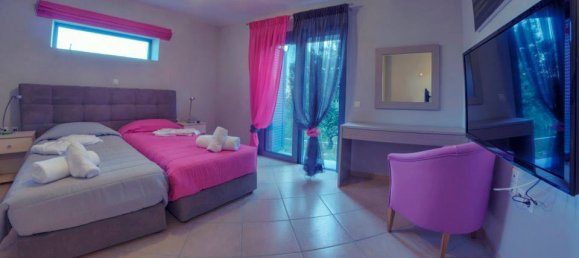 330m² Villa in Corfu, Greece No. 8033 25