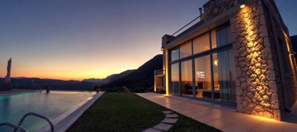 330m² Villa in Corfu, Greece No. 8033 12