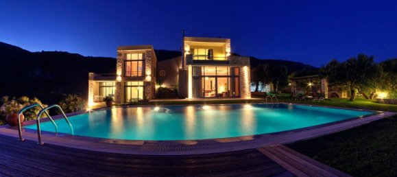 330m² Villa in Corfu, Greece No. 8033 16