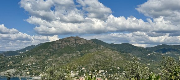 3 bedrooms Villa in Levanto, Italy No. 328132 3