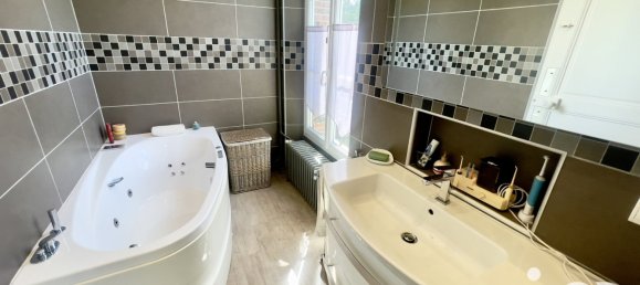 8 Schlafzimmer Haus in Chartres, France, Nr. 66038 11