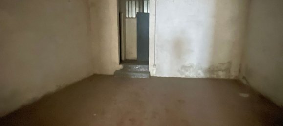 Propiedad comercial en Prato, Italy 146 m² No. 89541 4