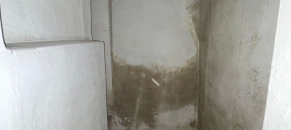 Propiedad comercial en Prato, Italy 146 m² No. 89541 7