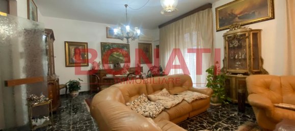 Apartamento de 6 habitaciónes en La Spezia, Italy No. 5179 4