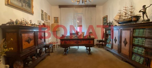 Apartamento de 6 habitaciónes en La Spezia, Italy No. 5179 11