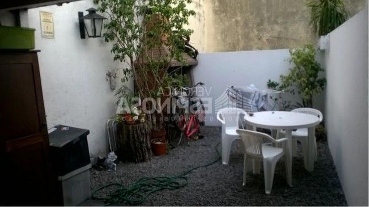 Casa T2 em Moron, Argentina N.º 83492