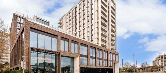 1 bedroom Apartment in London, United Kingdom No. 5290 11