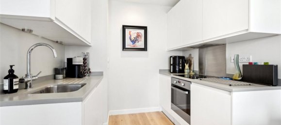 1 bedroom Apartment in London, United Kingdom No. 5290 3