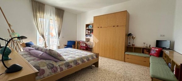 4 غرف نوم شقة في Modugno, Italy رقم 177189 12