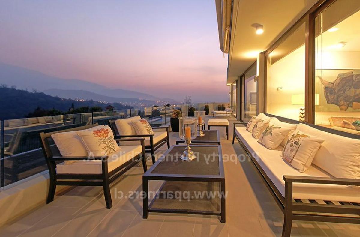 3 bedrooms Apartment in Santiago, Chile No. 2584