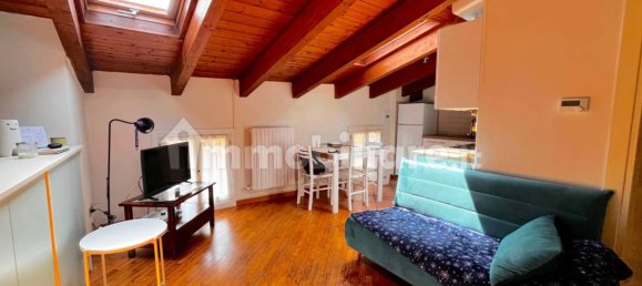 Apartamento de 1 dormitorio en Bologna, Italy No. 323010 3