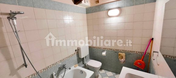 Apartamento de 1 dormitorio en Bologna, Italy No. 323010 12