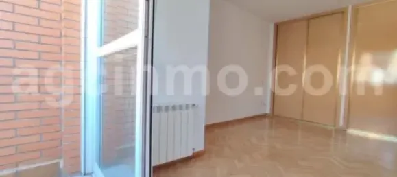 3 bedrooms House in Aldeamayor de San Martin, Spain No. 180054 14