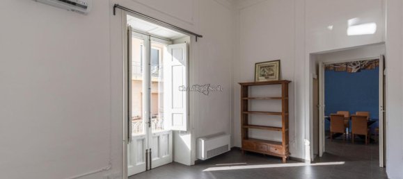 Apartamento de 4 divisões em Vittoria, Italy N.º 229432 3