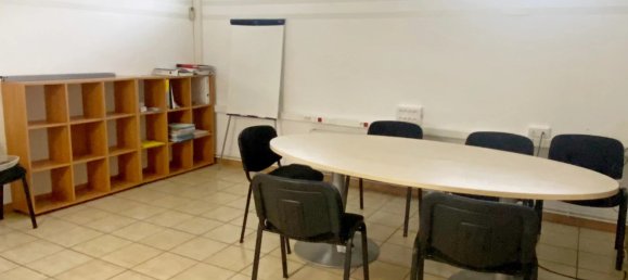 13 rooms Building in Laon, France No. 158864 8