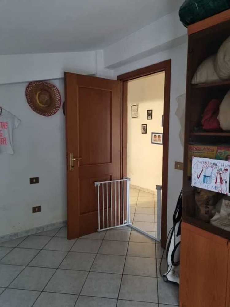 Пентхаус с 8 комнатами в Аузония, Италия № 47784