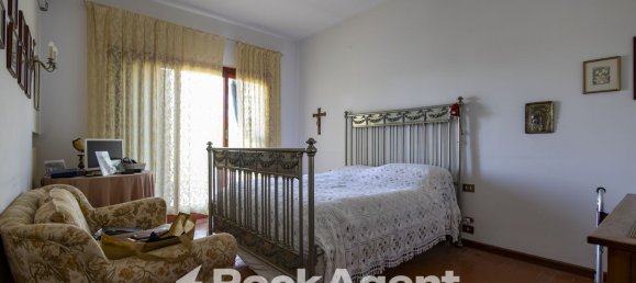 7-Zimmer Villa in Catanzaro, Italy, Nr. 285303 24
