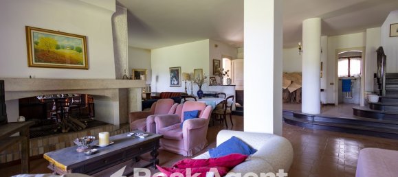 7-Zimmer Villa in Catanzaro, Italy, Nr. 285303 10