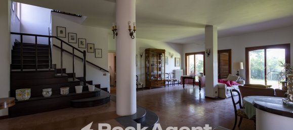 7-Zimmer Villa in Catanzaro, Italy, Nr. 285303 11