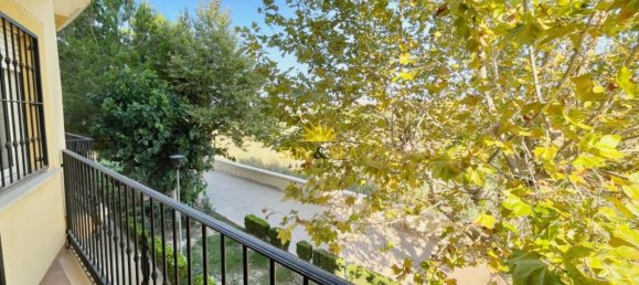 4 bedrooms Apartment in Alicante, Spain No. 166813 2