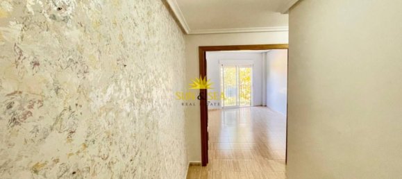 4 bedrooms Apartment in Alicante, Spain No. 166813 8