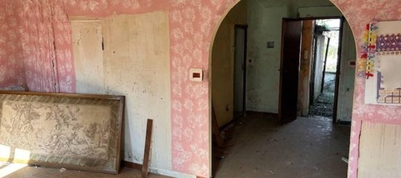 6 rooms House in Tivoli, Italy No. 151259 2