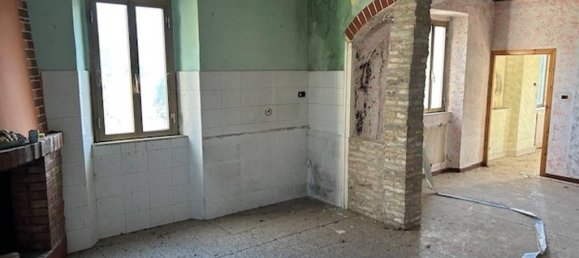 6 rooms House in Tivoli, Italy No. 151259 22