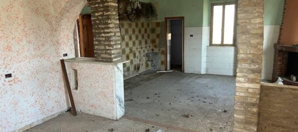 6 rooms House in Tivoli, Italy No. 151259 26