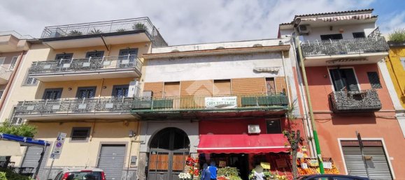 Квартира с 3 комнатами в Помильяно д’Арко, Италия № 2070 4