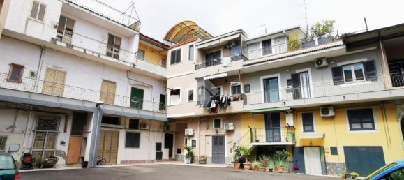 Квартира с 3 комнатами в Помильяно д’Арко, Италия № 2070 8