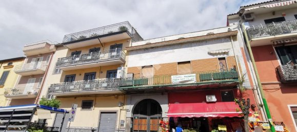 Квартира с 3 комнатами в Помильяно д’Арко, Италия № 2070 3