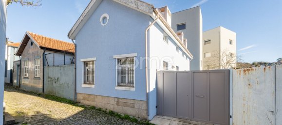 3 bedrooms House in Porto, Portugal No. 109802 14