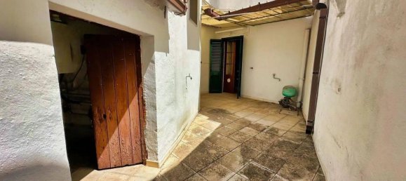 4 rooms Villa in Andrano, Italy No. 90681 24