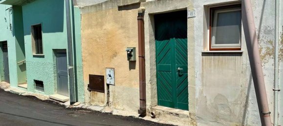 4 rooms Villa in Andrano, Italy No. 90681 3