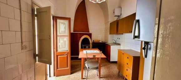 4 rooms Villa in Andrano, Italy No. 90681 7