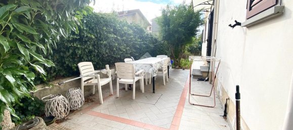2 bedrooms Apartment in Quarrata, Italy No. 293722 11