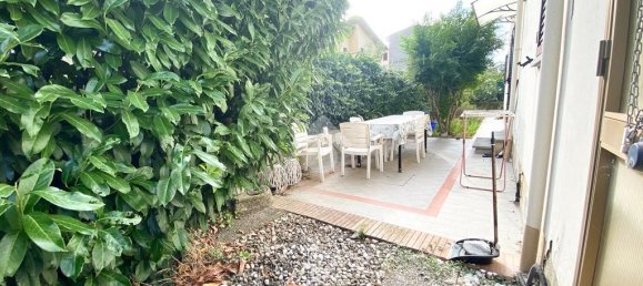 2 bedrooms Apartment in Quarrata, Italy No. 293722 13