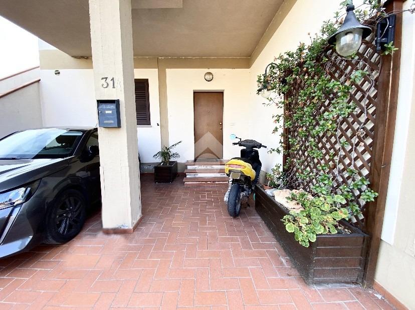 2 bedrooms Apartment in Quarrata, Italy No. 293722