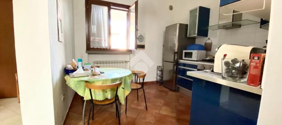 2 bedrooms Apartment in Quarrata, Italy No. 293722 5