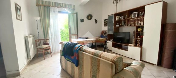 2 bedrooms Apartment in Quarrata, Italy No. 293722 4