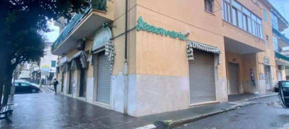 Apartamento de 3 dormitorios en Albano Laziale, Italy No. 333637 33