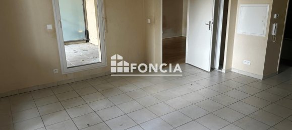 1 bedroom Apartment in Dreuil-les-Amiens, France No. 254321 2