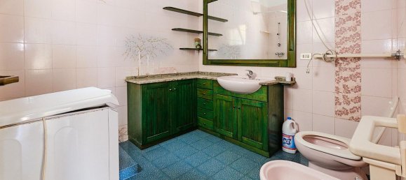 5غرفة شقة في Aradeo, Italy رقم 234026 11