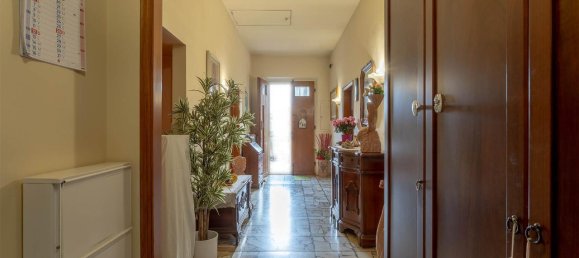 8 rooms Villa in Campi Bisenzio, Italy No. 36107 25