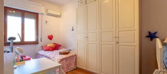 8 rooms Villa in Campi Bisenzio, Italy No. 36107 6