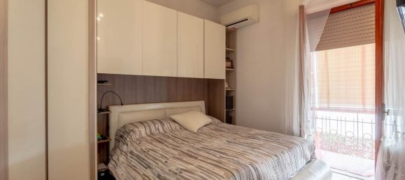 8 rooms Villa in Campi Bisenzio, Italy No. 36107 2