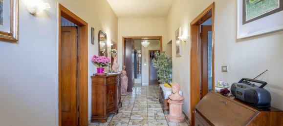 8 rooms Villa in Campi Bisenzio, Italy No. 36107 13