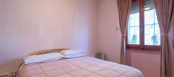 8 rooms Villa in Campi Bisenzio, Italy No. 36107 27