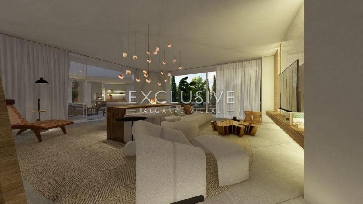 Villa de 4 dormitorios en Lagos, Portugal No. 7688